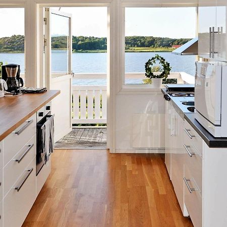6 Person Holiday Home In Kode Экстерьер фото
